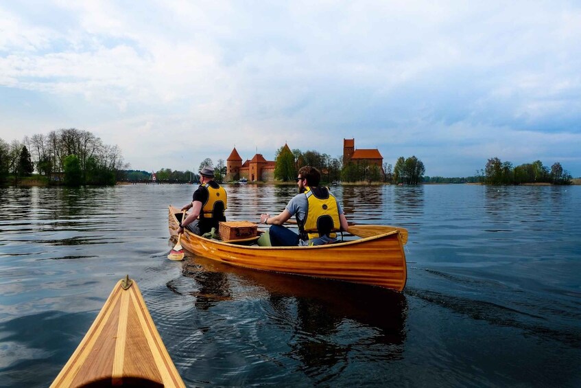 Guided Canoe Tour of Castle Island in Trakai