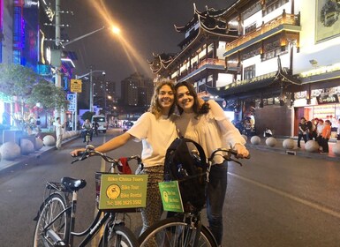 Shanghai: 4-stündige Nachtleben-Abenteuer- und Verkostungs-Fahrradtour