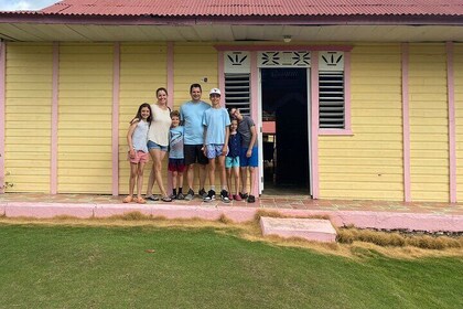 Tour Privado de Medio Día en República Dominicana con Guía Local