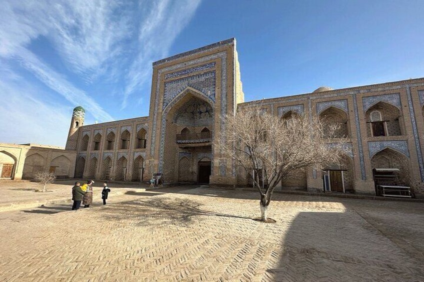 Full Day Private Guided Sightseeing Tour in Khiva