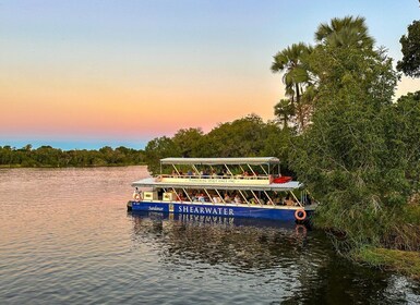 Victoriafälle: Kreuzfahrt bei Sonnenuntergang auf dem Sambesi-Fluss