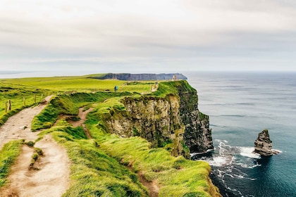 Från Galway: Galway: Dagstur till Aranöarna och kryssning på Cliffs of Mohe...