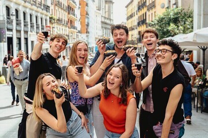 Madrid Tipsy Tapas Guided Food Tour with Dinner