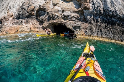 Rhodos: 2-daagse kajakken op zee en wandelen combi activiteit