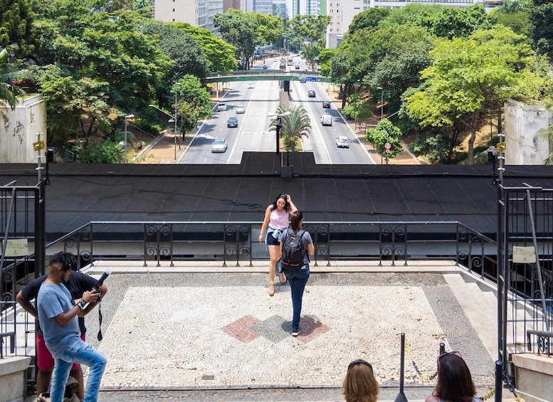 Picture 3 for Activity São Paulo: 2 Hour Immersion Waling Tour in Paulista Avenue