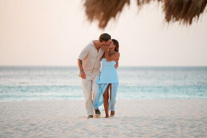 Private Professional Holiday Photoshoot in Georgetown Bahamas