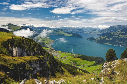 瑞士盧塞恩湖地區：泰爾山口（夏季）