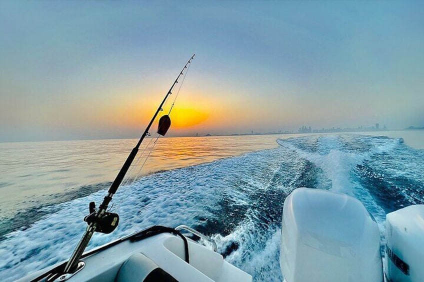 4 Hour Deep Sea Fishing, Trolling, Casting in Dubai 