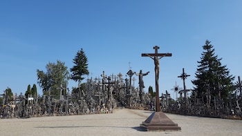 Day Trip to the Hill of Crosses from Vilnius
