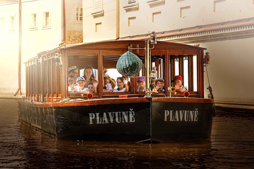 Prague: Canal Cruise Around Charles Bridge