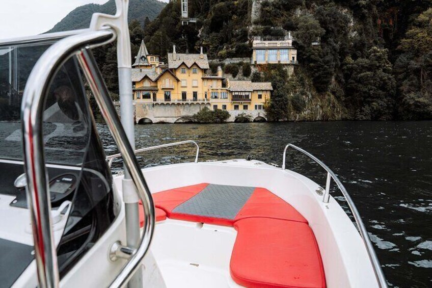 Four Hours Boat Rental in Lake Como
