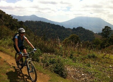 Antigua: Cielo Grande Half-Day Expert Bike Ride