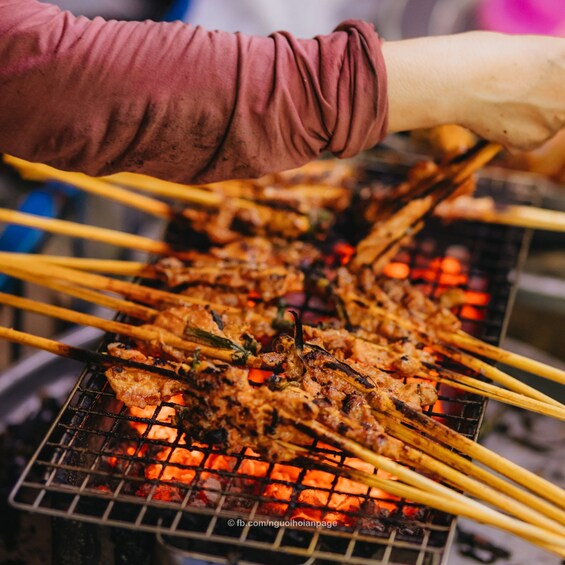 Picture 1 for Activity Hoi An: 2.5-Hour Street Food Tour