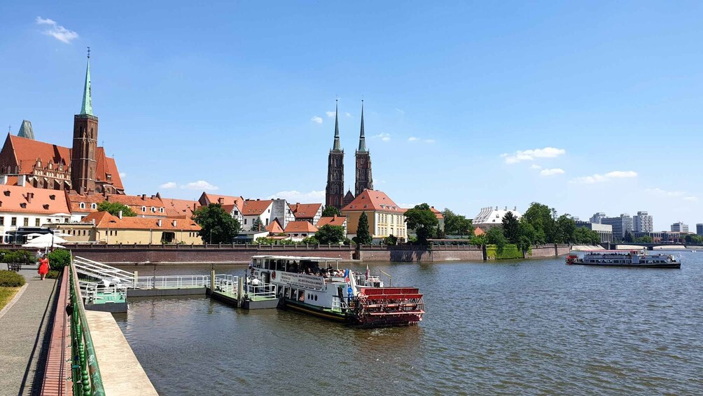 Wrocław: 3.5-Hour Steamboat Tour with Centennial Hall UNESCO