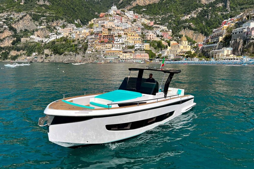 Picture 9 for Activity Positano: Discover the Amalfi Coast on an elegant boat