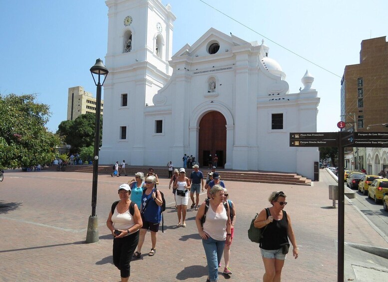 Picture 4 for Activity Santa Marta: Walking Tour