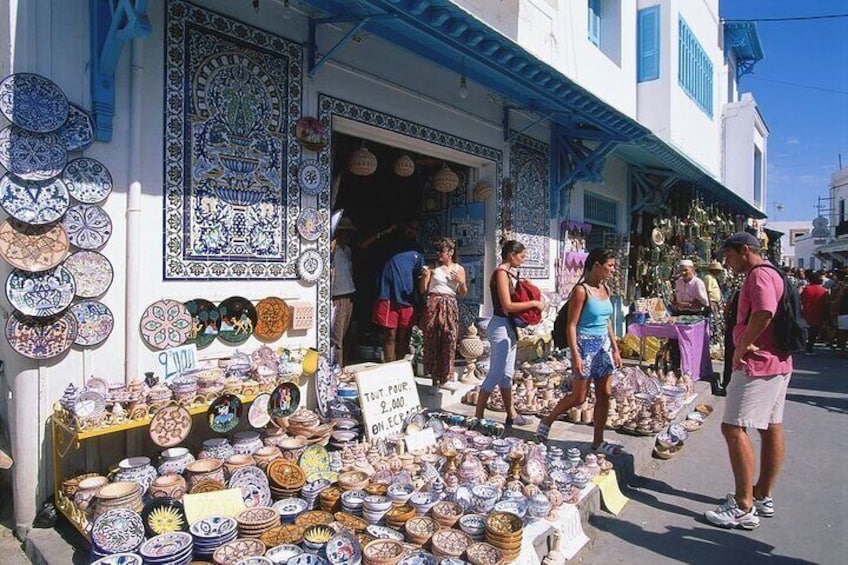 Tour to the Medina of Hammamet and the Spice Market of Nabeul