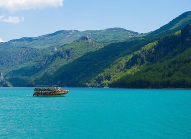 Fra Alanya: Bådtur i den grønne kløft med frokost og drikkevarer