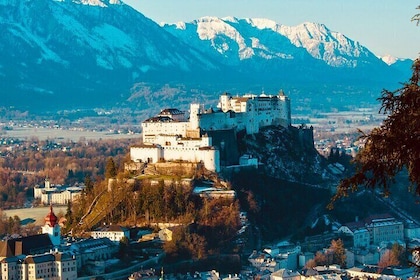 Custom Private Tour from Vilshofen to Chiemsee and Salzburg