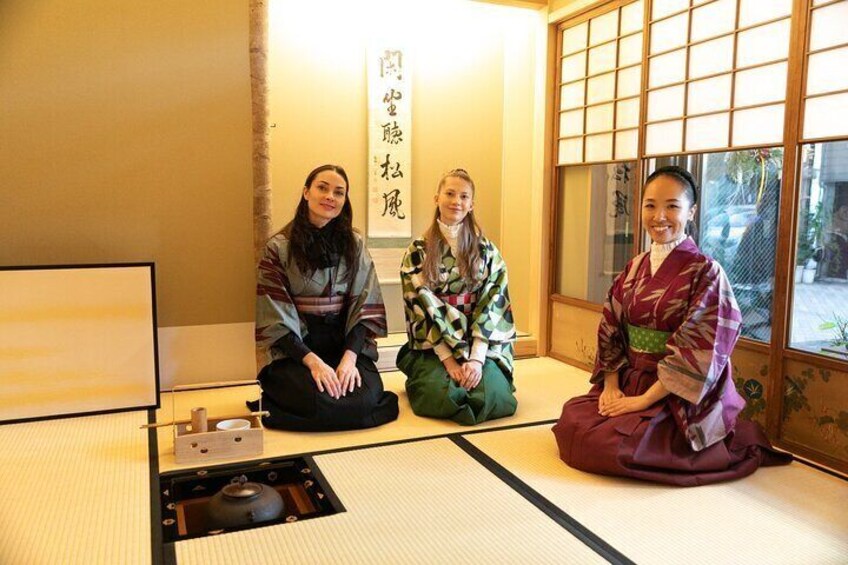 Zen Meditation and Tea Ceremony in Endoji Arcade