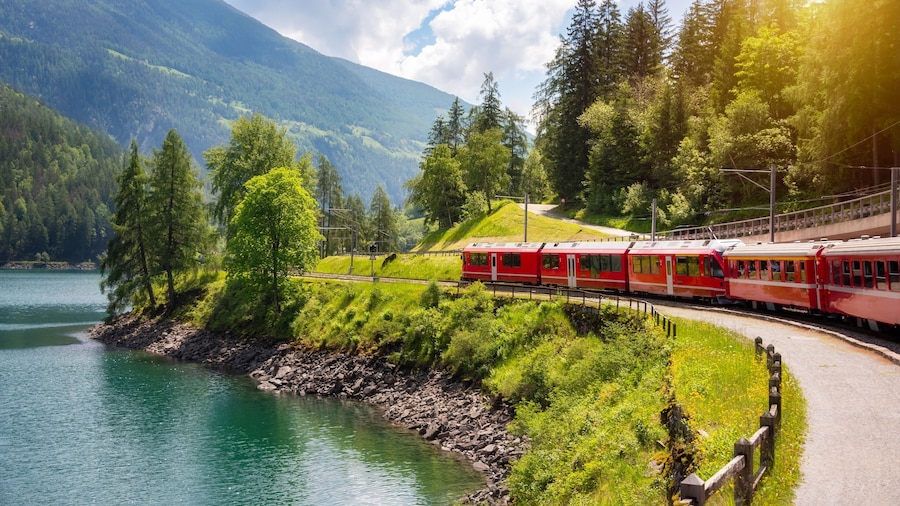 St Moritz & Swiss Alps Day Trip with Bernina Red Train from Milan