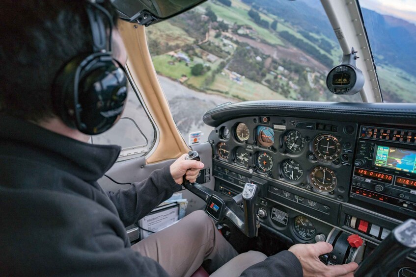 Picture 4 for Activity Takaka: Farewell Spit/Abel Tasman Scenic Flight