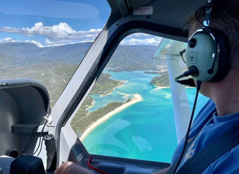 Picture 1 for Activity Takaka: Farewell Spit/Abel Tasman Scenic Flight