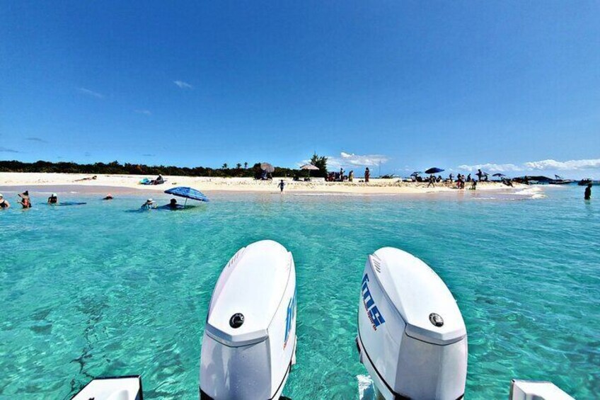 Private Icacos All-Inclusive Boat and Snorkel Tour 