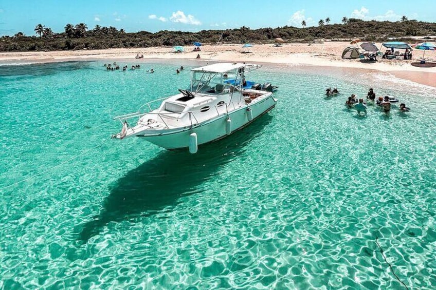 Enjoy the best boat excursion in Puerto Rico. All inclusive