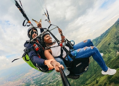 Medellín: Paragliding i de colombianska Anderna