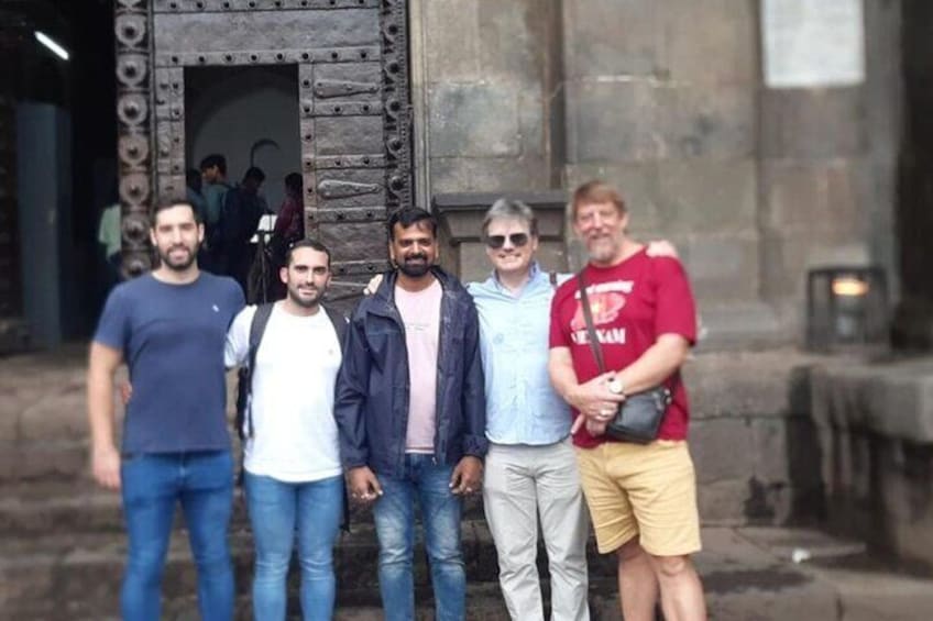 Guided Tour to Shaniwar Wada & Peshwas legacy with Entrance