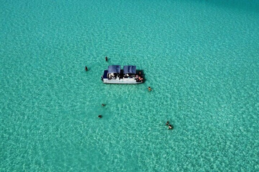 Pontoon tour of the Bacalar Lagoon