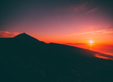 Teide: Teide: Opastettu auringonlasku- ja tähtikierros yöllä illallisella