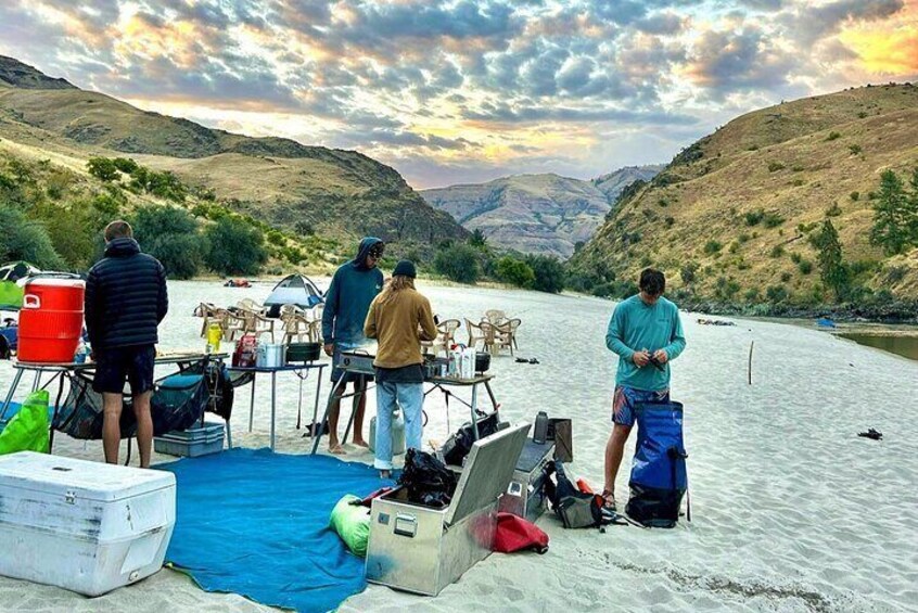 4 Days of Lower Salmon Canyons Rafting Experience