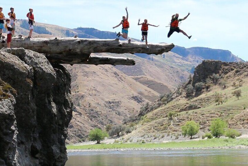4 Days of Lower Salmon Canyons Rafting Experience