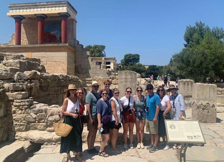 Knossos Palace ( Private tour Skip-The-Line )