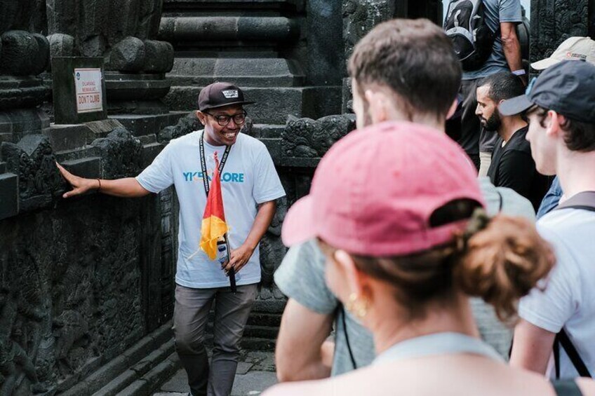 Yogyakarta Borobudur Climb Up And Prambanan Temples Sharing Tour