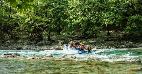Epiro: experiencia sencilla de rafting en el río Voidomatis