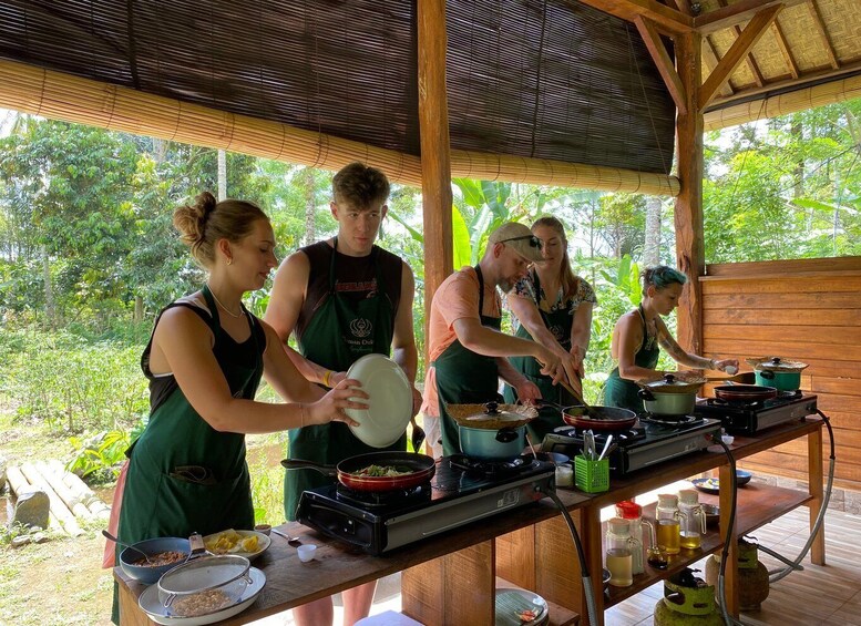 Picture 9 for Activity Ubud: Balinese Cooking Class at an Organic Farm