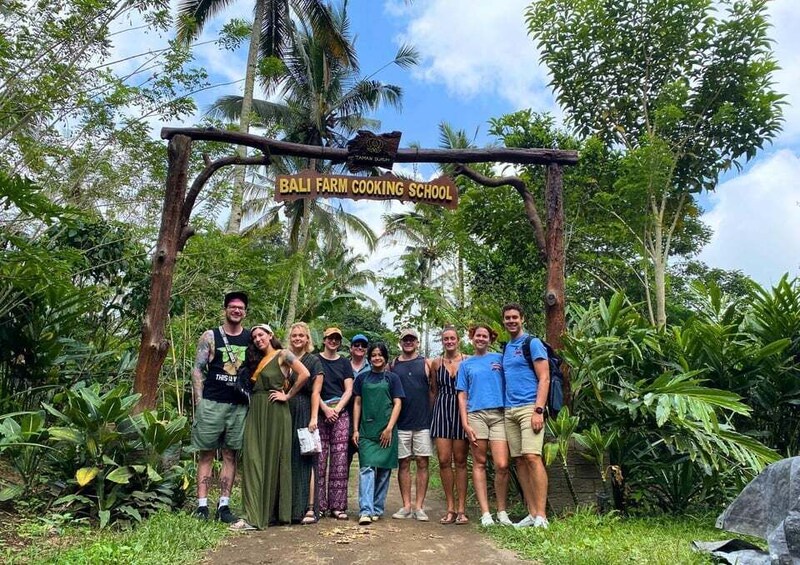 Picture 6 for Activity Ubud: Balinese Cooking Class at an Organic Farm