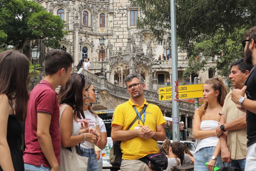 Walking Tour in Sintra - Mysterious