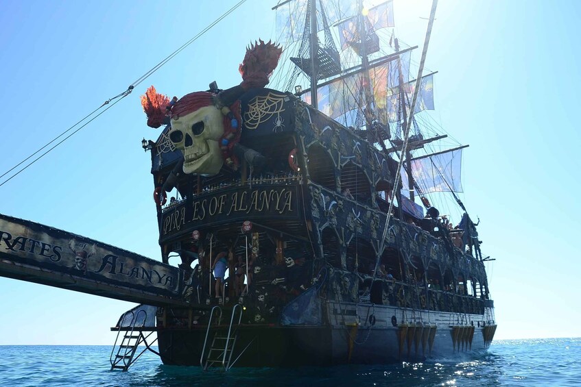 Picture 5 for Activity Alanya: Pirates Boat Tour with Lunch and Drinks