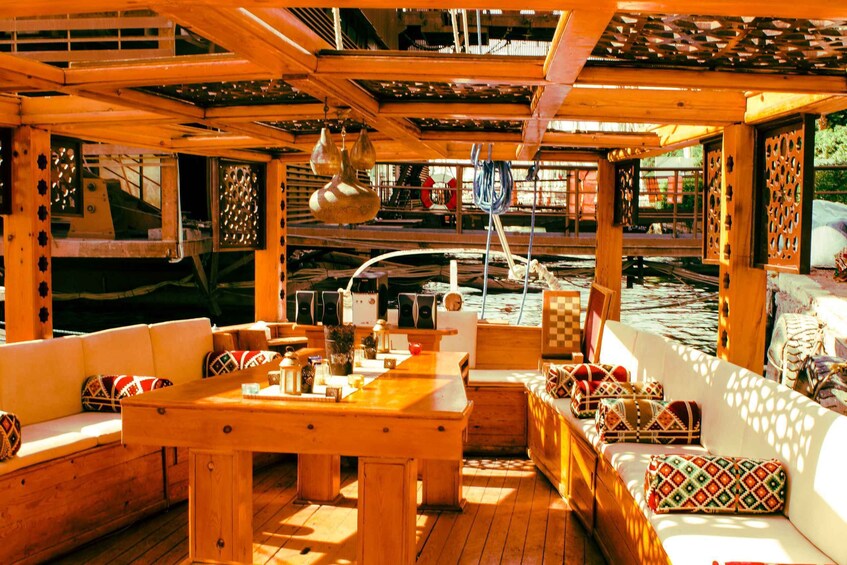 Picture 7 for Activity Cairo: 2-Hour River Nile Cafelluca Cruise with Meals