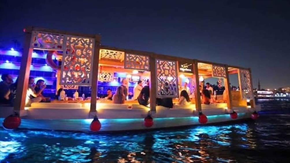 Cairo: 2-Hour River Nile Cafelluca Cruise with Meals