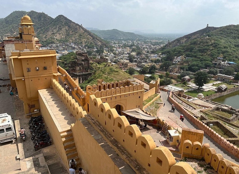 Picture 11 for Activity Amber fort Skip-the-Line E-tickets & guide Jaipur transfers