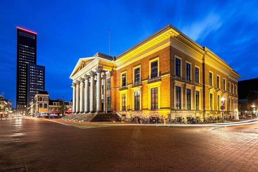 The Hague: Walking Tour with Audio Guide on App