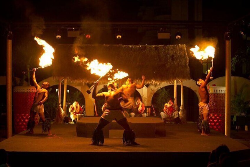 Waikiki Starlight Luau at the Hilton Hawaiian Village