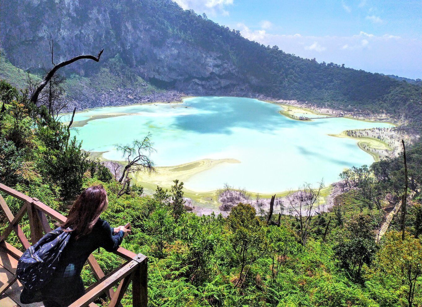 Private: Kawah Putih,Volcano,HotSpring,Mud Bathing,Lake Tour