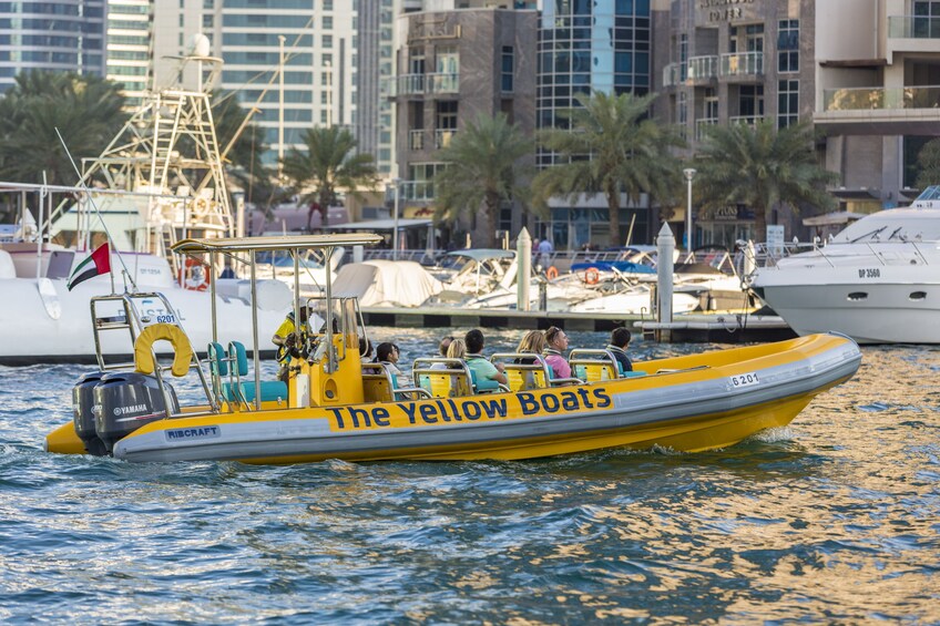 30 Minute Marina Experience Sightseeing Speed Boat Dubai Tour