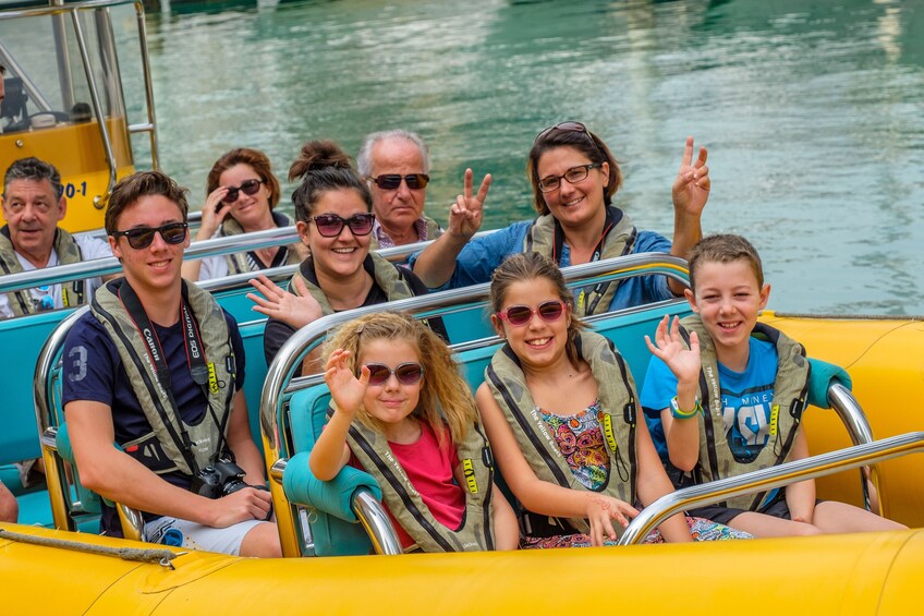 30 Minute Marina Experience Sightseeing Speed Boat Dubai Tour